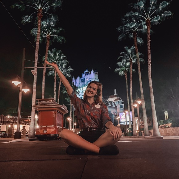 Hi! I’m Taylor🤍 - Picture 4 of 6